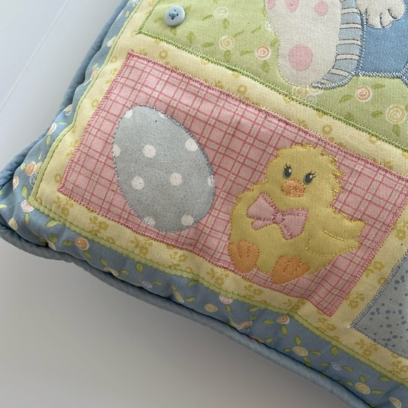 BLOSSOMS & BLOOMS Easter Pillow - Picture 8 of 9